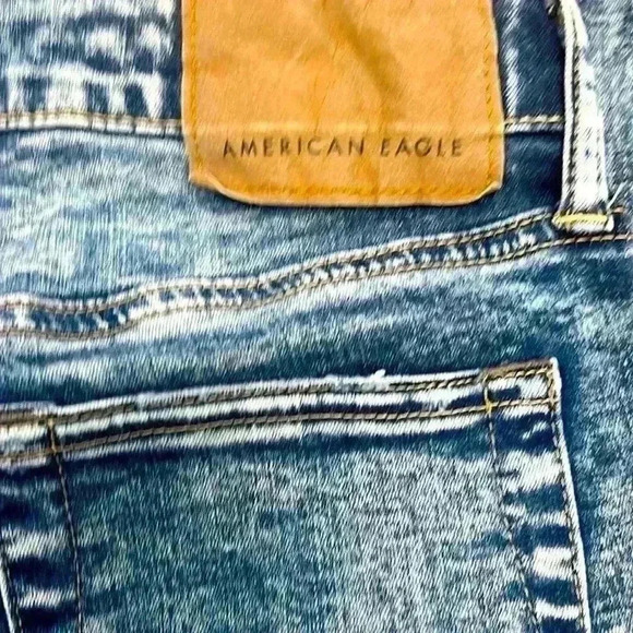 American Eagle outfitters blue 👖 jeans - Picture 6 of 7